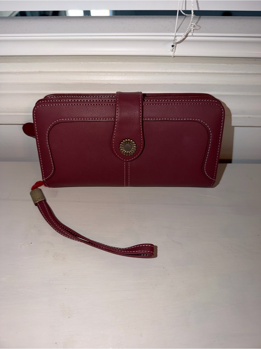 Women’s Burgundy wallet pebbled finish Zip Snap Wrist Strap Organization